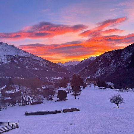 Les Sorbiers Hotell Montricher-le-Bochet Exteriör bild